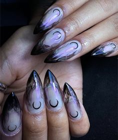 Mystical Nails Almond, Dark Fairy Nails Designs, Goth Fairy Nails, Dark Witch Nails, Reyna Nails Valorant, Witchy Summer Nails, Summer Witchy Nails, Witchy Nails Stiletto, Goth Almond Nails