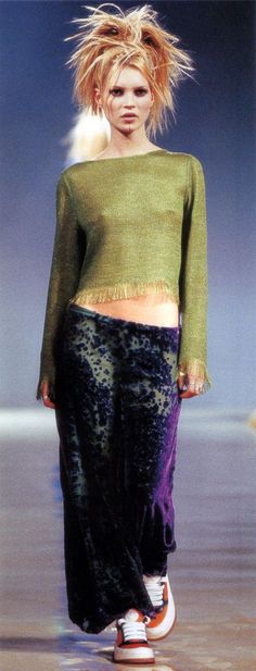 Kate Moss Fashion, Grunge 1990s, Moss Fashion, Fashion 90s, Fashion Grunge, Alice In Chains, New Rock, Kate Moss