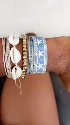 Beachy Bracelets, Surf Jewelry, Preppy Bracelets, Beachy Jewelry, Preppy Jewelry, Jewelry Accessories Ideas, Summer Bracelets, Jewelry Essentials, Stacked Jewelry