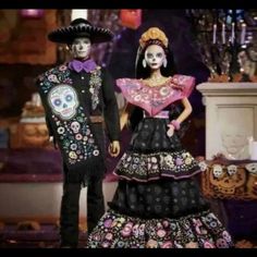 Listing Is For The Set Of 2021 Dia De Los Muertos Barbie & Ken! Brand New Factory Packaged Barbie Tweets, Mexican Festival, Barbie Y Ken, Ballet Folklorico, Ken Dolls, Barbie Sets, Sugar Skull Design, Barbie Costume, Barbie Ken