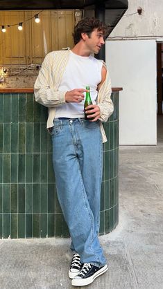 Mens Cute Outfits, Asian Male Fashion Summer, Mens Trendy Outfits Street Style, Men Jean Outfits, Guys 90s Fashion, Men’s Outfits Fall 2023, Loose Pants Outfit Men Aesthetic, Spring Outfit Aesthetic Men, Parisian Summer Outfits Men