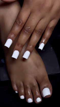 𝙵𝚘𝚕𝚕𝚘𝚠 @𝚖𝚒𝚗𝚍𝚘𝚏𝚖𝚒𝚓𝚊𝚑 . 🎀 // All White Nails Manicure and Pedicure. White Feet Nails Pedicures, White Nails Manicure, White Toes Pedicure, All White Nails, Nails Manicure And Pedicure, Short Acrylics, Nail Board, Gel Toe Nails, Acrylic Toe Nails