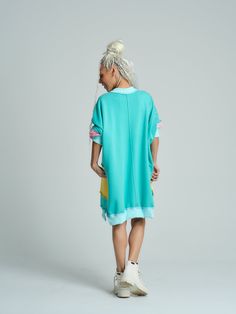 Spring Athleisure Color Block Sweatshirt, Spring Color Block Athleisure Sweatshirt, Trendy Color Block Sweatshirt For Loungewear, Casual Oversized Sweater With Striped Sleeves, Sporty Color Block Sweater For Spring, Trendy Multicolor Oversized Sweatshirt, Green Color Block Top For Loungewear, Oversized Color Block Sweatshirt For Spring, Oversized Multicolor Sweatshirt