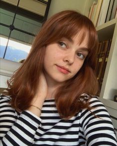 Light Hair With Bangs, Ginger With Fringe, Curtain Short Bangs, Dark Ginger Hair With Bangs, Dark Orange Hair Aesthetic, Dark Ginger Hair Short, Copper Hair No Bleach, Short Hair Ginger Color, Tangerine Brown Hair