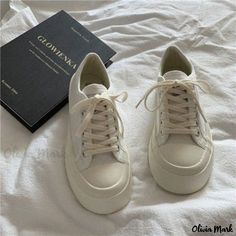 Olivia Mark - Platform Canvas Shoes with Chunky Sole, Vintage Round-toe Black Shoes Head Tennis, Women Platform Sneakers, Casual Footwear, Shoes Platform, White Sneakers Women, Style Japonais, Casual Sneakers Women, Big Head, Aesthetic Shoes