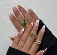 Nail Inspiration Summer 2024, Mexican Inspired Nails Mexico, Flower French Tip Nails, Flower French Tip, Nail Piercing, Nails Today, Almond Acrylic Nails