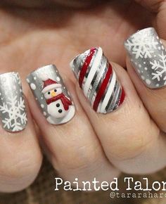 Festive Nail Art Ideas That Will Get You In The Mood For Christmas - The Singapore Women's Weekly Christmas Nail Designs Easy, Nail Art Noel, Silver Nail Designs, Christmas Manicure, Festive Nail Art, Nail Colors Winter, Christmas Nails Easy, Christmas Gel Nails, Christmas Nail Art Designs