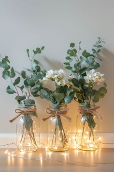 Simple and charming DIY rustic centerpieces perfect for a country-style wedding. Simple Rustic Wedding Centerpieces, Simple Rustic Wedding, Wedding Decorations On A Budget