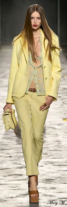 Ss24 Trends, Versace 2024, Versace 2020, Trends 2025, Outfit Inspo Spring, Versace Spring, Versace Couture, Evening Gowns Elegant