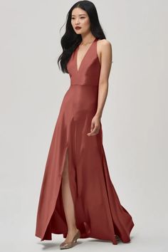 Shop Online Now Rose Satin Dress, English Autumn, Crepe Bridesmaid Dress, Modern Bridesmaid Dresses, Jenny Yoo Bridesmaid, Modern Bridesmaid, Chic Brides, Bias Cut Skirt, Bridesmaid Dress Styles