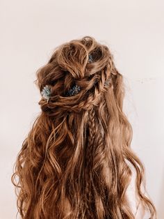 Viking Braid Wedding Hair, Celtic Wedding Hairstyles, Celtic Braids Hair Wedding Hairstyles, Nordic Wedding Hair, Viking Wedding Hair Brides, Witchy Wedding Hair, Boho Prom Hairstyles, Fairy Bridal Hair, Enchanted Forest Hairstyles Updo