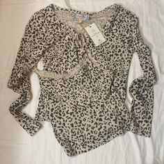 Nwt Hippie Rose Leopard Print 2 Piece Cropped Shirt Set. Long Sleeve Button Tank Top Color: Magic Stone Lepord Size: Small 60% Cotton 40% Polyester Offers Welcome! Bundle 2 Or More Items For Up To 50% Off Your Bundle Price! Thank You For Stopping By! Hundreds Of New Items Still To List! Please Come Again! Leopard Print Cotton Tops For Spring, Leopard Print Long Sleeve Tops For Day Out, Long Sleeve Leopard Print Top For Day Out, Button Tank Top, Crochet Trim Top, Low Cut Blouses, Boho Peasant Top, Rose Shirts, Rose Sweater