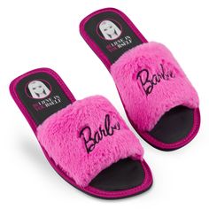 Barbie Ladies Slippers Barbie Store, Fluffy Sliders, Indoor Outdoor House, Slippers Fluffy, Fun Slippers, Travel Slippers, Barbie Kids, Barbie Gifts, Spa Slippers