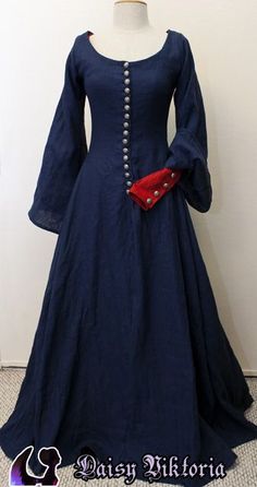 Cote Hardie, Kirtle Pattern, Evil Dress, Merida Dress, Sca Garb, Medieval Gown, Medieval Garb, Medieval Clothes, Simple Lace