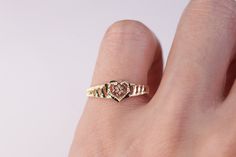 14K Gold Heart Flower Elegant Cute Ring / Statement Ring / Gift for Mom / Birthday Ring / Women's Ring / Heavue / Flower Gift For Women * Metal : 14k Gold * Condition : Brand New * Finish : Polished * Avg Weight:0.92g RETURNS & EXCHANGES I gladly accept returns, exchanges, and cancellations Contact me within: 3 days of delivery Ship items back within: 7 days of delivery Request a cancellation within: 24 hours of purchase The following items can't be returned or exchanged Because of the nature of Gift For Mom Birthday, Cute Ring, Heart Flower, Birthday Ring, Cute Rings, Mom Birthday, Flower Heart, Gold Heart, Heart Of Gold