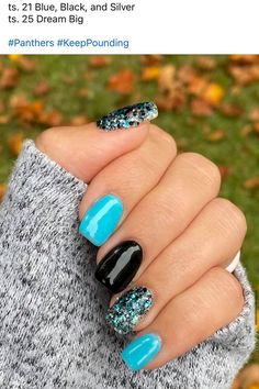 Aug 4, 2024 - This Pin was discovered by KAustin. Discover (and save!) your own Pins on Pinterest Nails Dipped, Teal Nails, Christmas Gel, Sns Nails, Christmas Gel Nails, Nails Christmas, Cute Gel Nails, Black Nail, Shellac Nails