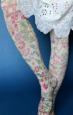 Cool Tights Outfits, Fun Tights Outfit, Pdx Carpet, Sock Lovers, Colored Tights