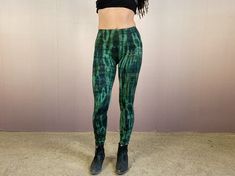 ✧ ✧ ✧  Beautiful, high quality tie dye leggings for your Party, Yoga or Dance practice or to give your everyday outfit an individual note. Comfort mixed with stylish look. ✧ ✧ ✧ ✧ Free size: One size fits all from Size S to L  ✧ adapts perfectly to different body shapes without pinching or stretching out! ✧ Unisex - looks great on all genders! ✧  Made from super soft fabric - adjusts to the shape of your body! ✧ High quality material: 95%Viscose & 5%Elastane   ✧ colors: green, black, white blue Casual Fitted Tie-dye Pants, Casual Fitted Tie Dye Pants, Fitted Tie Dye Bottoms For Festival, Fitted Tie-dye Bottoms For Festival, Fitted Green Bottoms For Festival, Stretch Tie-dye Activewear For Yoga, Stretch Tie Dye Pants For Festivals, Tie Dye Stretch Activewear For Yoga, Fitted Green Bottoms For Rave