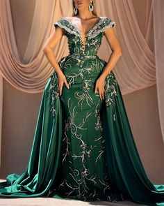 Women's V Neck Green Embroidered Sequin Dress - 01 Green-S Custom Wedding Gown, Golden Globes Red Carpet, Ruffles Fashion, Classic Wedding Dress, Sequin Gown, Maxi Dress Wedding, Gowns Of Elegance, White Bridal, Celebrity Outfits