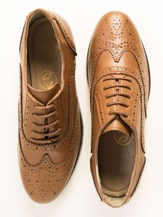 Women's Brogues by Will's London Tan Brogues, Vegan Shoes Women, Altra Shoes, Women Brogues, Oxford Shoes Outfit, Black Oxford Shoes, Oxford Brogues, Latest Shoe Trends, Brogue Shoes