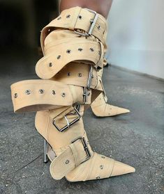 Heels Aesthetic, Unique Boots, Swag Girl Style, Stunning Shoes, Aesthetic Style, Unique Shoes