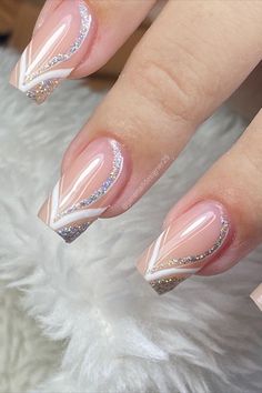 Silver Wedding Nails, French Nail Art Designs, Elegant Touch Nails, Silver Nail Designs, Unghie Sfumate, Nail Art Designs Images, Manicure Nail Designs, Classy Nail Designs