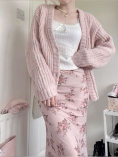 Cute Winter Outfits Pink, Hyper Feminine Outfits Winter, Sikkim Outfit, Soft Ethereal Aesthetic Outfits, Pastel Pink Outfits Aesthetic, Ethereal Aesthetic Outfits, Aesthetic Outfits Modest, Soft Ethereal Aesthetic, Pink Winter Outfit