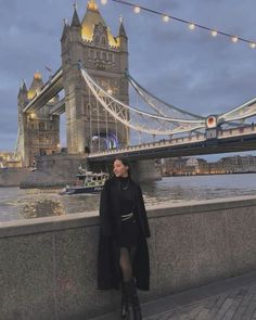 What to Wear in London: Your Ultimate Guide for Stylish Comfort Year-Round | London Aesthetic Outfits for Nigh | tHoliday Outfits for Christmas & New Years Eve London January, Night Out In London