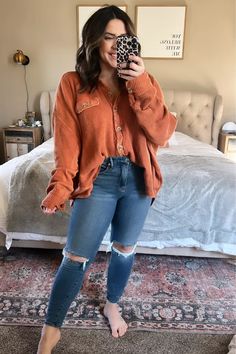 Curvy Fall Outfits, Nashville Style Outfits, Fall Casual Outfits, Country Concert Outfits, Country Bar, Midsize Outfits, Bar Outfit, Casual Outfits For Moms, Plus Size Fall Outfit