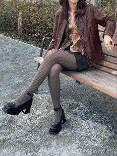 Librarian Core Fashion, Fall Artsy Outfit, Global Village Coffeehouse Outfit, Brown Boots Fall Outfits, Vintage Outfit Aesthetics, Sharona Fleming Monk Outfits, Cool Tights Outfits, Librarian Outfits Women, Twee Outfits Fall