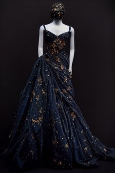 Star Dresses Aesthetic, Out Of This World Prom Dresses, Star Fall Dress Acotar, Black Constellation Dress, Starry Night Dance Theme Dress, Starry Night Dress Gowns, Night Sky Dress Formal, Night Stars Dress, Celestial Evening Gown