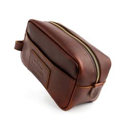 Deluxe Dopp Kit | Portland Leather Goods Leather Dopp Bag, Leather Goodies, Dopp Bag, Portland Leather Goods, Leather Toiletry Bag, Leather Company, Dopp Kit, Estilo Punk, Functional Accessories