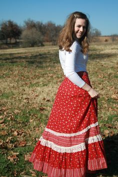 Adventure Clothes, Skirt Aesthetic, 1970s Dress, 1970s Dresses, Floral Maxi Skirt