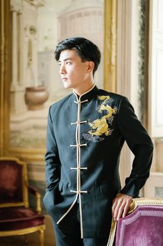 Chinese Wedding Groom Outfit Chinese Changshan Male - Etsy Japanese Suit Men, Chinese Suit Men, Pankou Knots, Chinese Outfits Traditional, Cheongsam Men, Chinese Traditional Clothing Men, Chinese Men Fashion, Mandarin Collar Suit, Chinese Wedding Outfits