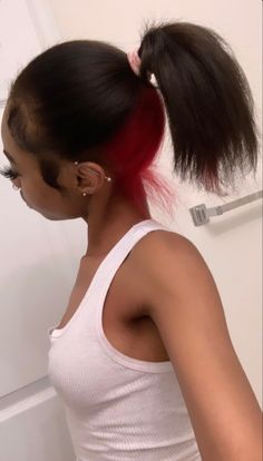 Red Peekaboo Hair Black Women, Curly Hair Dye Ideas Underneath, Peek A Boo Natural Hair, Red Skunk Stripe Hair Black Women, Back Of Hair Dyed, Dyed Underneath Hair, Half Red Half Black Hair, Color For Black Hair