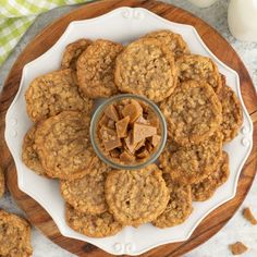 Oatmeal Toffee Cookies Oatmeal Toffee Cookies, Heath Cookies, Ranch Potatoes Baked, Soft Oatmeal Cookies, Best Oatmeal Cookies, Fudge Pie, Homemade Oatmeal, Toffee Cookies, Nutter Butter Cookies