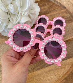 Your little one will love accessorizing with these adorable pearl sunglasses! This listing is for one pair of sunnies  Fits most 2-10yrs Pearl Glasses, Girls Sunglasses, Pearl Sunglasses, Jcrew Kids, Spy Sunglasses, Sunglasses For Kids, Baby Sunglasses, Flower Sunglasses, Sunglasses Pink