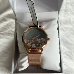 Cute Nine West Women’s Rose Gold Floral Watch With Pink And White Flowers. Brand New, Unworn, In Its Original Box. Rose Gold Watch For Parties, Pink Gold Quartz Watch For Gifts, Pink Gold Quartz Watch Gift, Rose Gold Watch With Metal Dial As A Gift, Rose Gold Watches With Metal Dial As Gift, Gift Rose Gold Watch With Metal Dial, Trendy Rose Gold Watch For Party, Trendy Rose Gold Party Watch, Floral Watches