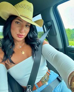 this IS my first rodeo Bill Pickett, Nashville Outfit, My First Rodeo, First Rodeo, Nashville Outfits, Rodeo, Nashville, Selfies, Outfit Inspo