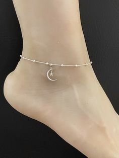 Swarovski cristal neón tobillera / pulsera de tobillo / | Etsy Ankle Chain Silver, Black Anklet, Elegant Anklet, Silver Chain Anklet, Silver Anklets Designs, Cute Anklets, Wedding Anklets, Beaded Ankle Bracelets