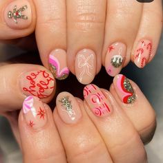 Nail Inspired Christmas, Cute Nail Designs For Christmas, Colourful Christmas Nails, Christmas Inspo Nails, Nails Winter Design, Grinch Inspired Nails, Christmas Nails 2024, Girly Christmas Nails, Nails Inspo Christmas