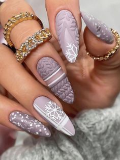 Winter Sweater Nails, Gold Gel Nails, Nyc Nails, Super Cute Nails, Sweater Nails, Nail Art Designs Summer, Simple Gel Nails, Creative Nail Designs, Cute Gel Nails