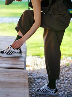 Looking for a versatile and stylish overall dungaree? Look no further than the Stay With Me Overall Dungaree! Made from 96% cotton. this overall is perfect for layering during the cooler months or wearing on its own when the weather is warmer. It features pockets for ultimate utility and comes in khaki or army green. Whether you're running errands or hanging out with friends. this overall dungaree is a great choice for any activity.Size Details: Waist 100 / 39.37 Hips 108 / 42.51 Length 115 / 45.27 Leaves Print Dresses, One Piece Top, Balloon Sleeve Dress, Empire Waistline, Long Sleeve Print Dress, Tie Front Blouse, Hanging Out With Friends, Print Trends, If I Stay