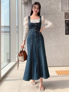 Denim Dungree, Womens Denim Dress, Denim Dresses, Denim Overall Dress, Overall Dress, Dressy Casual, A Dress, Denim Dress, Summer Women