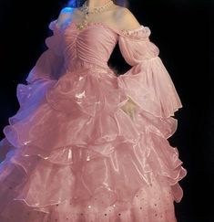 Fairy Tale Gowns Princesses, Fairy Core Ball Gown, Fluffy Dresses Long, Ball Room Dresses, Long Fluffy Dress, Poofy Dresses, Fluffy Wedding Dress, Minimal Stil