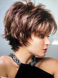 Short Choppy Haircuts, Short Hair Trends, Hairstyle Trends, Messy Short Hair, Short Hairstyles For Thick Hair, Choppy Hair