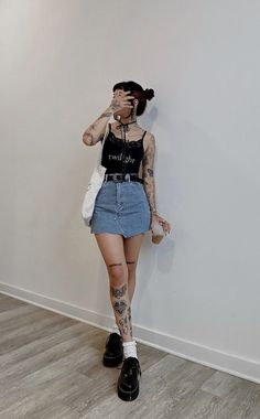 Oxford Shoes Outfit, Goth Outfits, Alternative Outfits, Edgy Outfits, Lookbook Outfits, Looks Vintage, Grunge Outfits, Outfits Casuales, Cute Casual Outfits