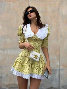 Yellow Bodycon Doll Collar Mini Dress Short Sleeve Floral Dress, Vintage Mini Dresses, Elegant Party Dresses, Dress Women Elegant, Lace Material, Womens Floral Dress, Edgy Style, Vestido Casual, Yoga Shorts