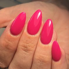 Short Sharp Almond Nails, Raspberry Nails, Italy Nails, Nails Now, Nail Candy, Really Cute Nails, Nail Envy, Shellac Nails