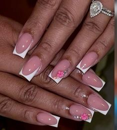 white French nails🩷🤍with little flower charm on ring finger #nailsdid #frenchnails #flowers #cutenails #affiliate #affiliatelink #iearncommission #white #pink Y2k Nails Acrylic, Short Square Nail, Nail Pink, White French Nails, Press Nails, Nails Y2k, Square Nail, Short Square Nails, Christmas Beauty